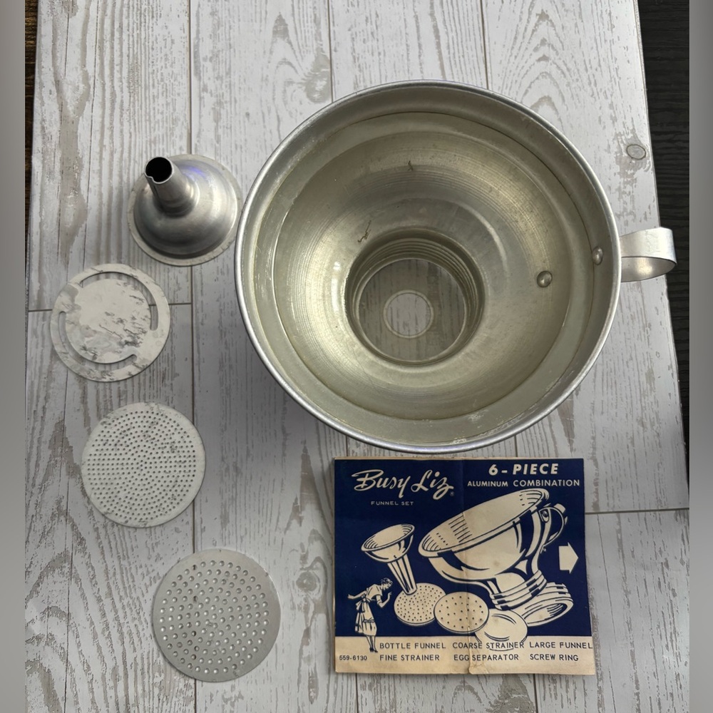📦 Vintage Busy Liz Aluminum Funnel & Strainer Set w/ Original Pamphlet